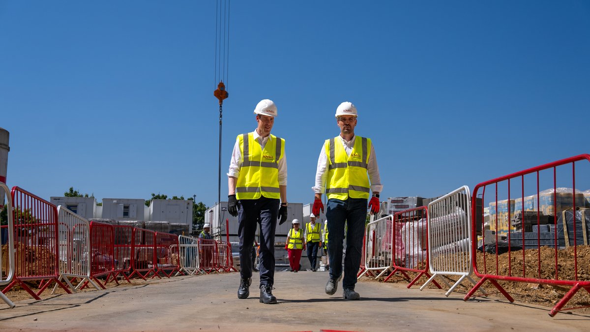Housing Minister <a href="/mtpennycook/">Matthew Pennycook MP</a>  joins the Chair of our New Towns Taskforce, Sir Michael Lyons, in Stevenage to discuss how the government will build on the legacy of historic New Towns to create new places with strong communities, good jobs and high-quality affordable homes.