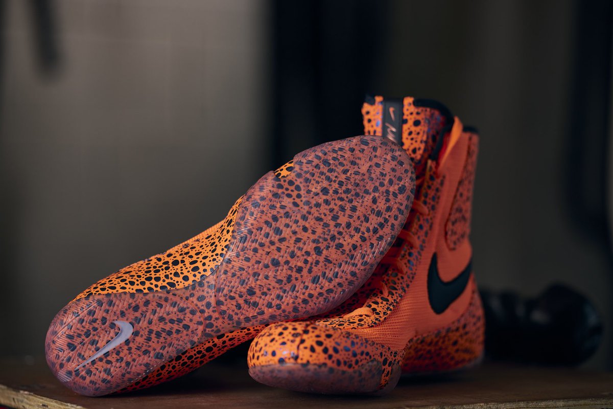 Engineered for those who stand out. athleteps.com/nike-machomai-…