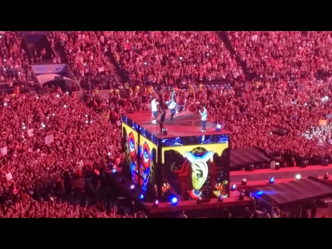 RT THIS IF YOU ARE IMMENSELY PROUD OF ONE DIRECTION.