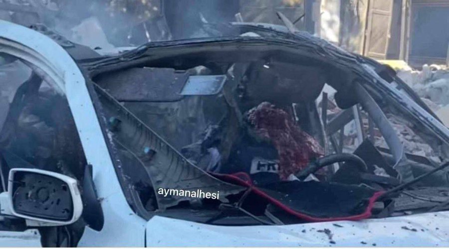 AlertesInfos's tweet photo. 🚨🇵🇸🇮🇱 ALERTE - ⚠️ IMAGES SENSIBLES !

Le journaliste d’Al Jazeera, Ismail Al Ghoul, a été décapité par une frappe israélienne à Gaza. (Al Jazeera) https://t.co/XmE3rLEB7w