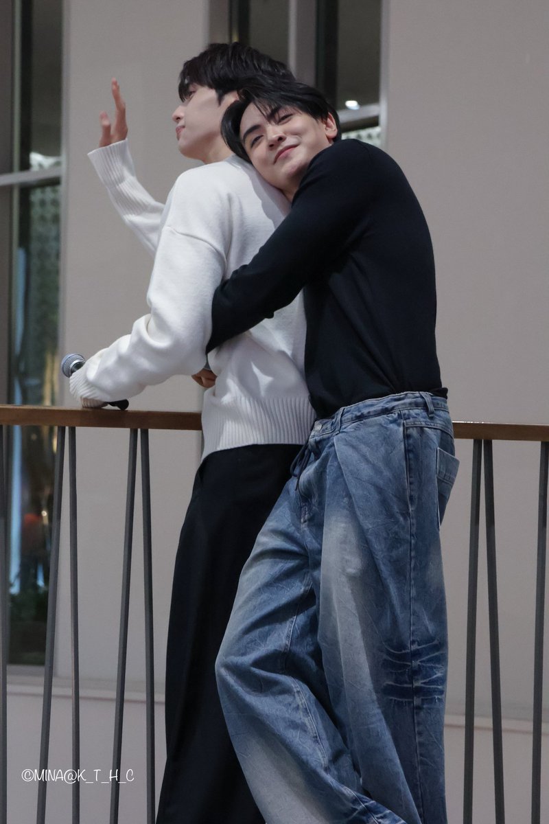 𝘾𝙖𝙛𝙛𝙚𝙞𝙣𝙚 🐰✨️🍀 tweet media