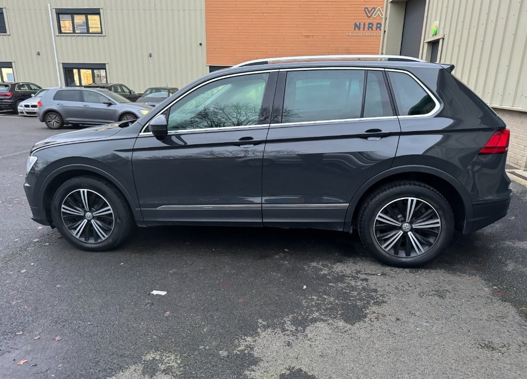 Leonshakur01's tweet photo. In for chopping Tiguan SE nav 2018
DFGA engine code 
Mileage 78,000 kms
SUK gearbox code
Automatic transmission 
Hardtop body type https://t.co/xECjHME4I7
