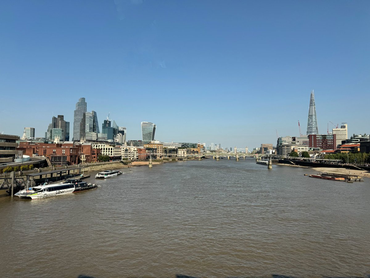 NeilClasperPhoto tweet media