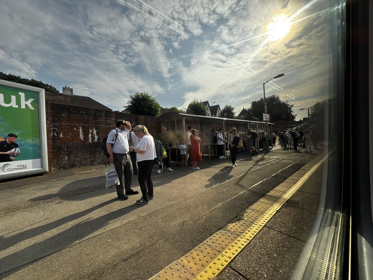 MrSteveCook's tweet image. Yet again @tfwrail you’re an absolute Shambles. @BBCNews @itvnews please highlight this constant failure.