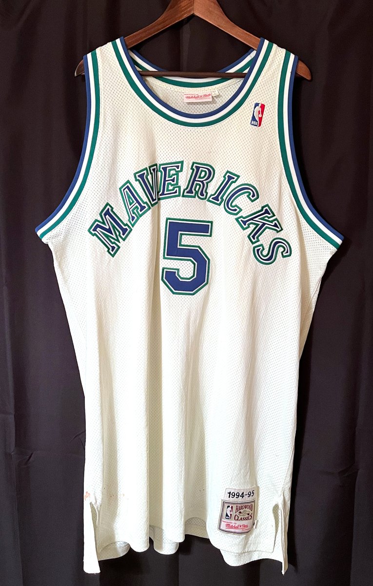 TheDailyMav's tweet photo. 🚨🏀 Attention #MFFL! 🚨 Selling part of my #DallasMavericks jersey collection! From vintage classics to modern must-haves. Don’t miss owning a piece of #Mavs history! Message me or follow the link!

4th: J-Kidd

https://t.co/nG5xGp7b2O

#NBA #USABasketball #Olympics #LeBron https://t.co/DrgsU6TKwB