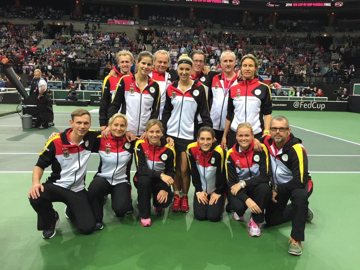 Liebe Angie…🌟❤️
Ein paar wenige Worte und Erinnerungen von mir: 

instagram.com/p/C-F_MeuuN6h/…