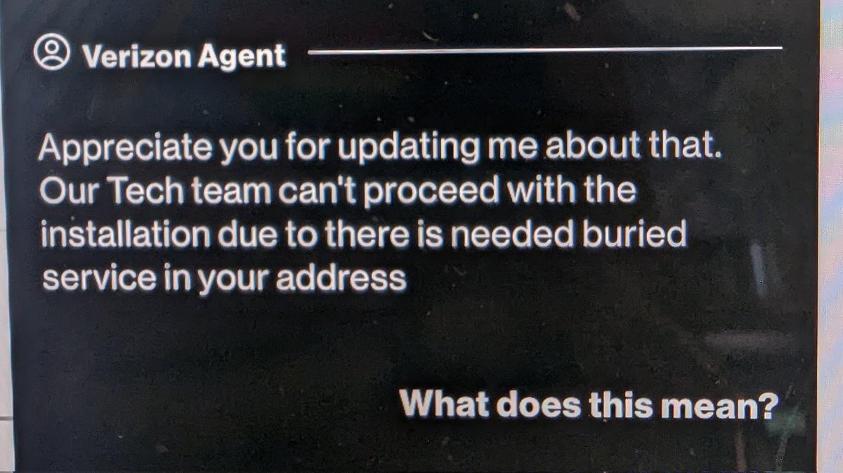 ResearchSamc's tweet photo. @Verizon @VerizonSupport 
Could you please help me figure this out?
I am trying to switch to Verizon from Xfinity and you are already a nightmare!!
And no please don't tell me to contact customer service. The example below is from your customer rep. https://t.co/qXPt2uONdY