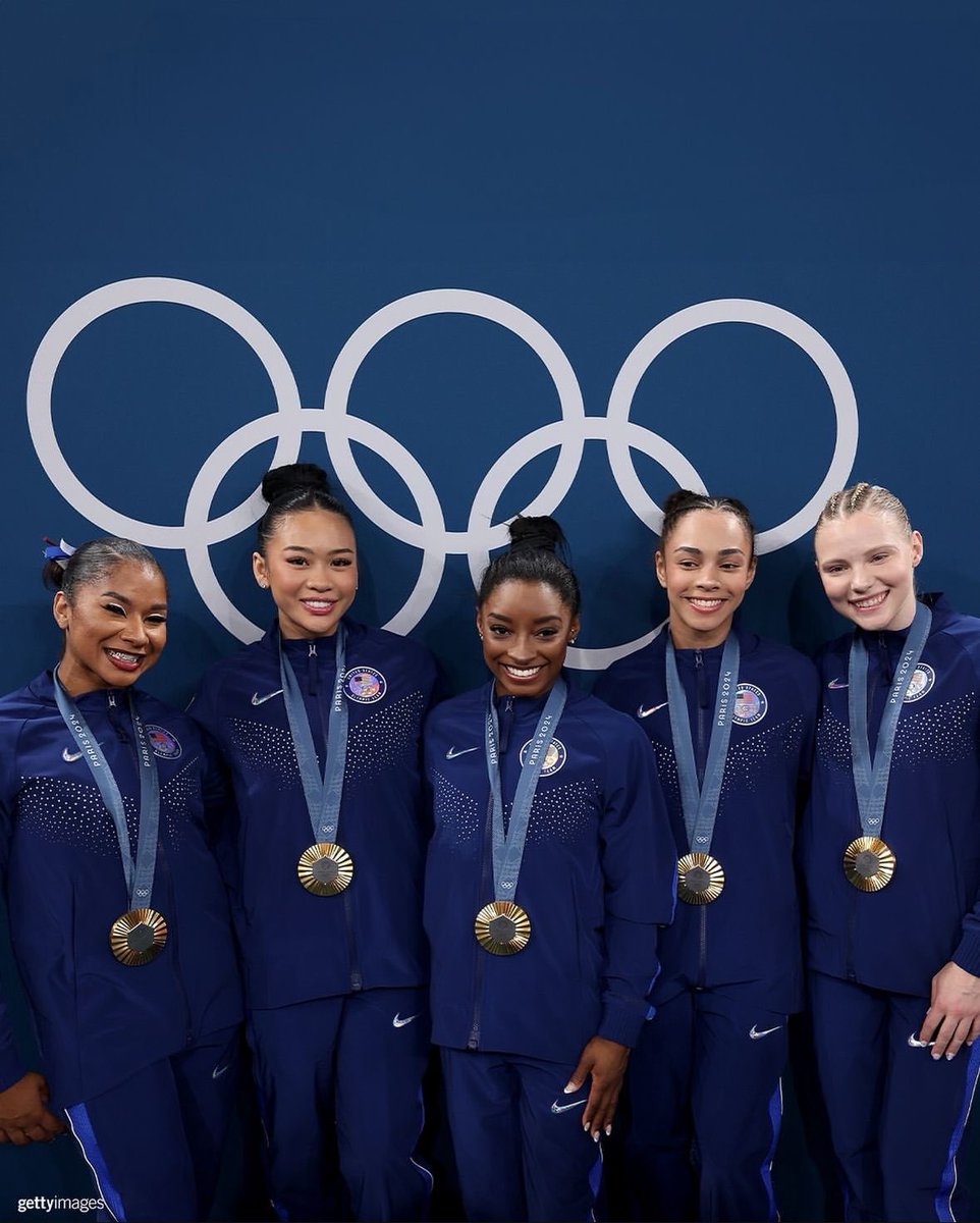 Hezly Rivera tweet media