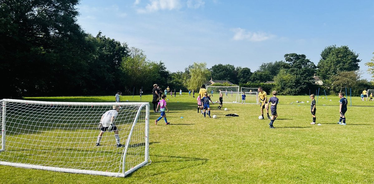 TheFDP2005's tweet photo. Excellent 3rd day at @EuxtonCEPrimary for the second of our summer football courses 2024. Great to have the @RisingRovers @academy_brfc Youth Team players in as part of their FA Level 2 Coaching. Thanks also to @PFA ⚽️ https://t.co/IiLDPg9H6L