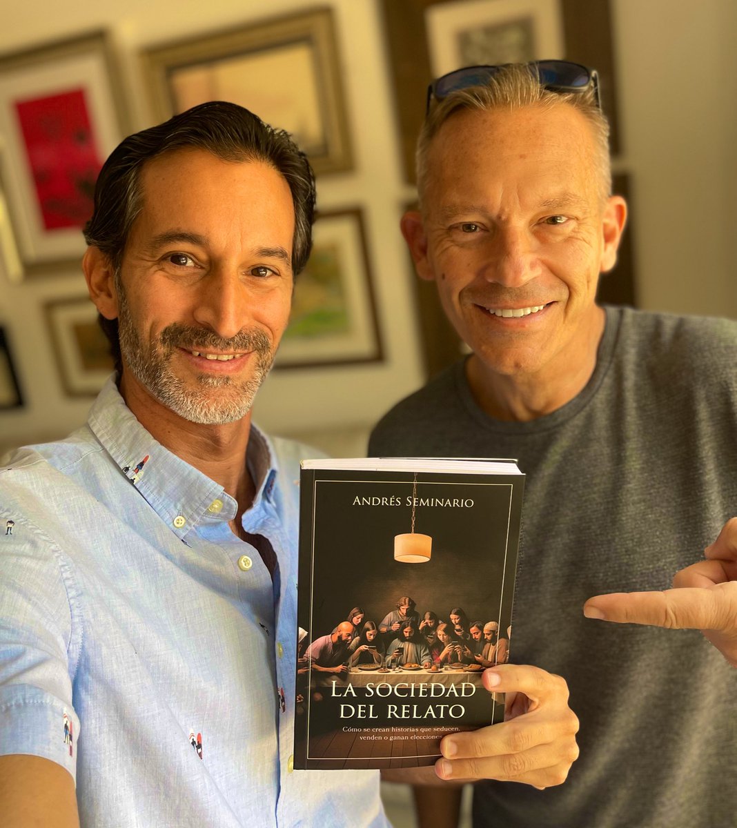 Muchísimas gracias <a href="/AndresSeminario/">A S</a> por este GRAN aporte a la comunicación: La Sociedad Del Relato. #MustRead 👏🏼👏🏼👏🏼👏🏼👏🏼