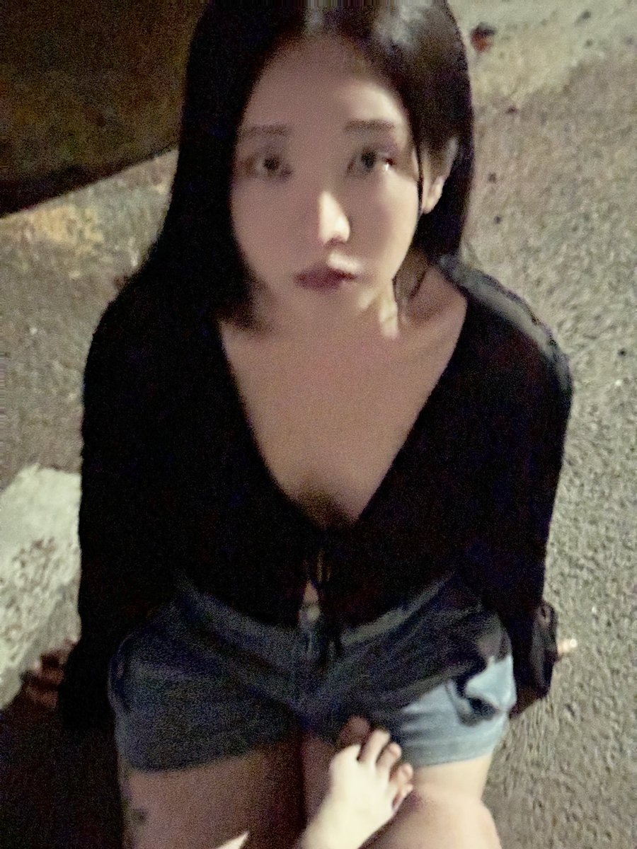 한강산책 겸
잠시 
조교타임 🥲