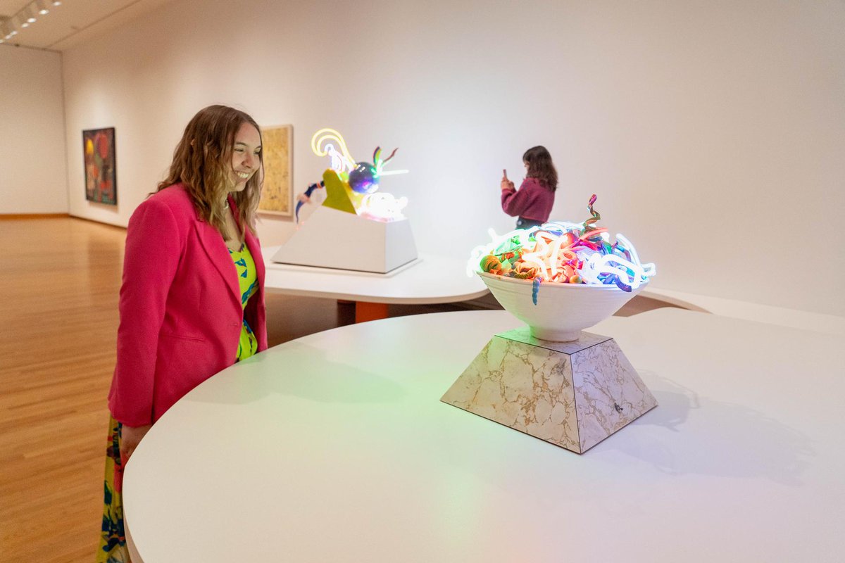 iheartSAM's tweet photo. Who's ready for #FreeFirstThursday? 🙋 We are!
Admission to both the Seattle Art Museum and Seattle Asian Art Museum is free this Thursday, 8/1! Stop by to get complimentary access to exhibitions including "Poke in the Eye" and more. https://t.co/ppFJY5j2fp
📸 Chloe Collyer https://t.co/GawKBijkjp
