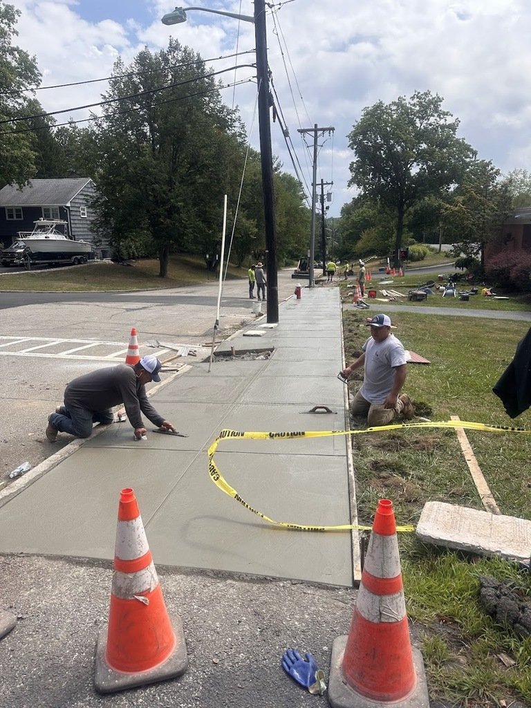 WashCardinals's tweet photo. This week there are new sidewalks being installed in front of Washington School along School Street! This wider sidewalk will increase pedestrian safety and ease in pushing strollers to and from school. It also looks beautiful! #WeAllShine@Washington https://t.co/xCQ86vOpQm