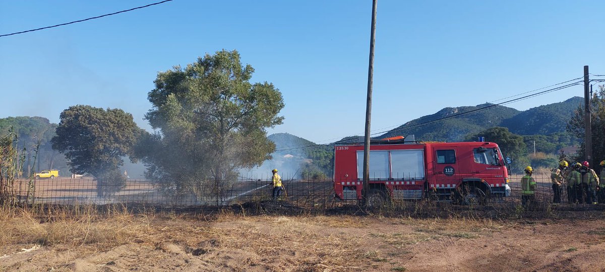 AVPC_SFG's tweet photo. Foc a zona Mas Trempat, ja sembla controlat https://t.co/uEJcbxt3FJ