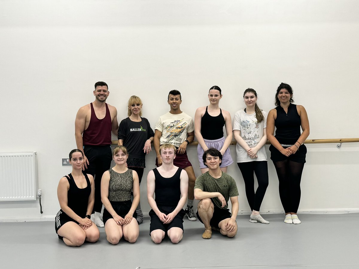 eliotsmithdance's tweet photo. Congratulations to dancers of โ2024 Summer Intensiveโ ๐
You all did amazing! Weโre so proud of you all ๐ซถ
#EliotSmithDance #DanceIntensive https://t.co/XaNBC40EtC