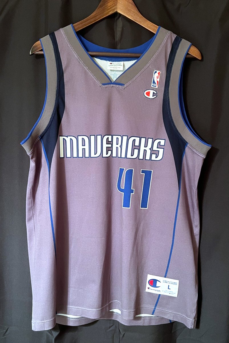 TheDailyMav's tweet photo. 🚨🏀 Attention #MFFL! 🚨 Selling part of my #DallasMavericks jersey collection! From vintage classics to modern must-haves. Don’t miss owning a piece of #Mavs history! Message me or follow the link!

10th: Trash Dirk

https://t.co/lXndyWD2p0

#NBA #USABasketball #Olympics #LeBron https://t.co/hiKJNjRzEl