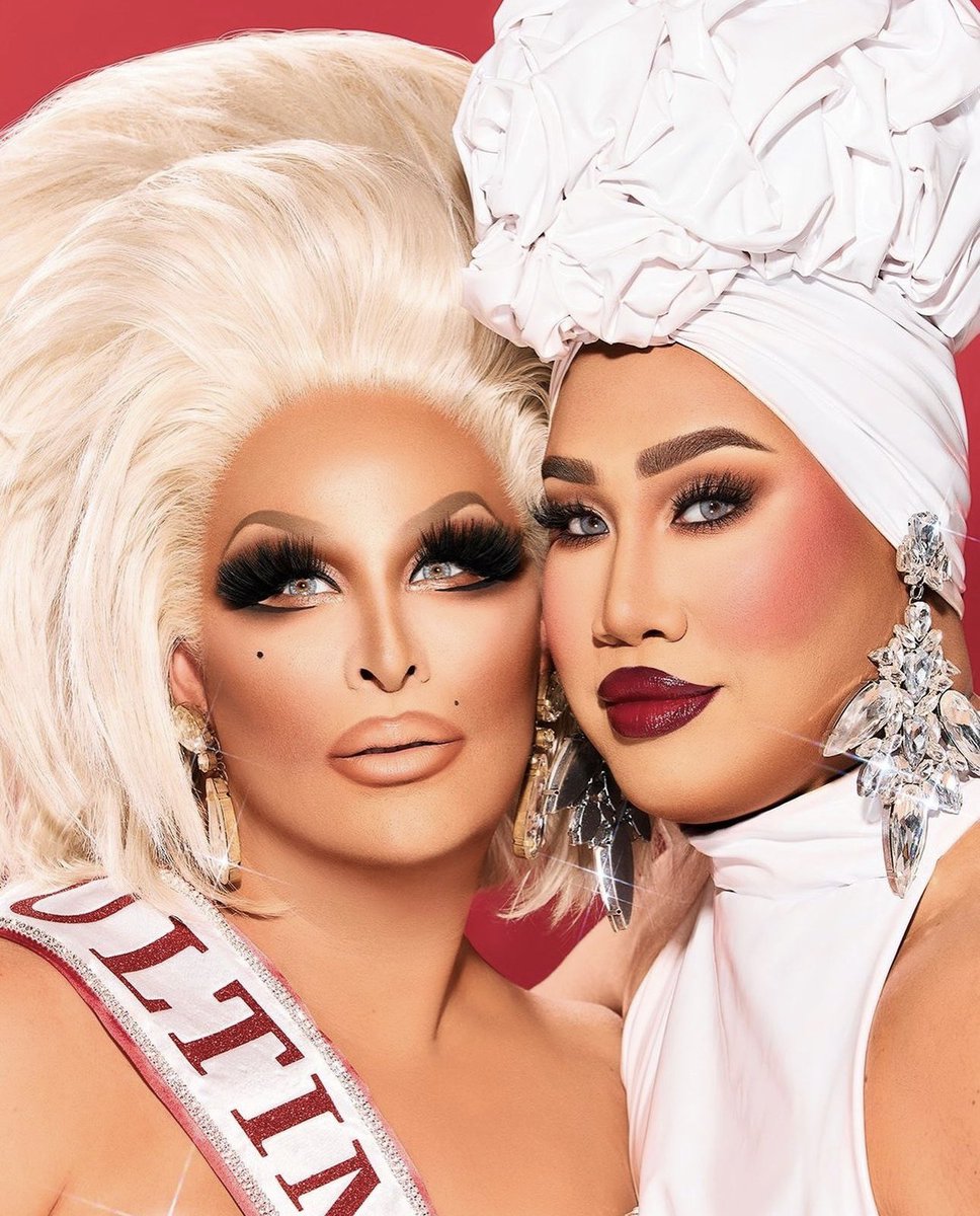 RoxxxyAndrews's tweet image. THE ULTIMATE SETTING POWDER, for the ULTIMATE QUEENS!!! Only availiable at @OneSizeBeauty @patrickstarrr
onesizebeauty.com/products/setti…