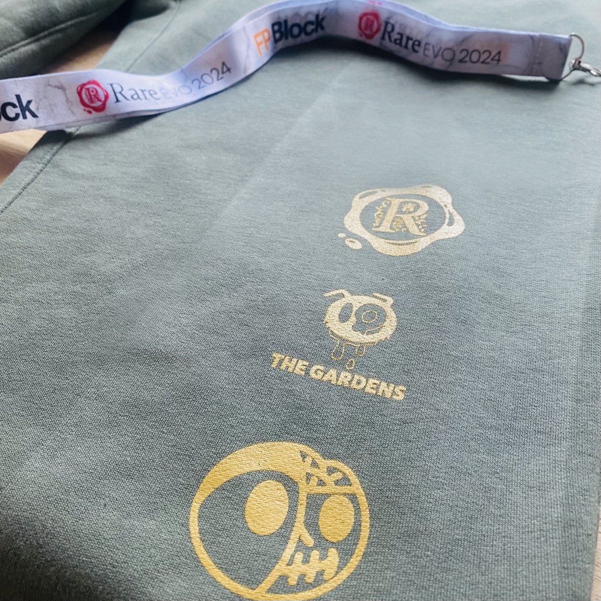 Rare Evo is coming soon.

• Tap badges to make friends
• Complete quests
• Claim some dope sh*t

We're creating a truly unique experience in collaboration with...