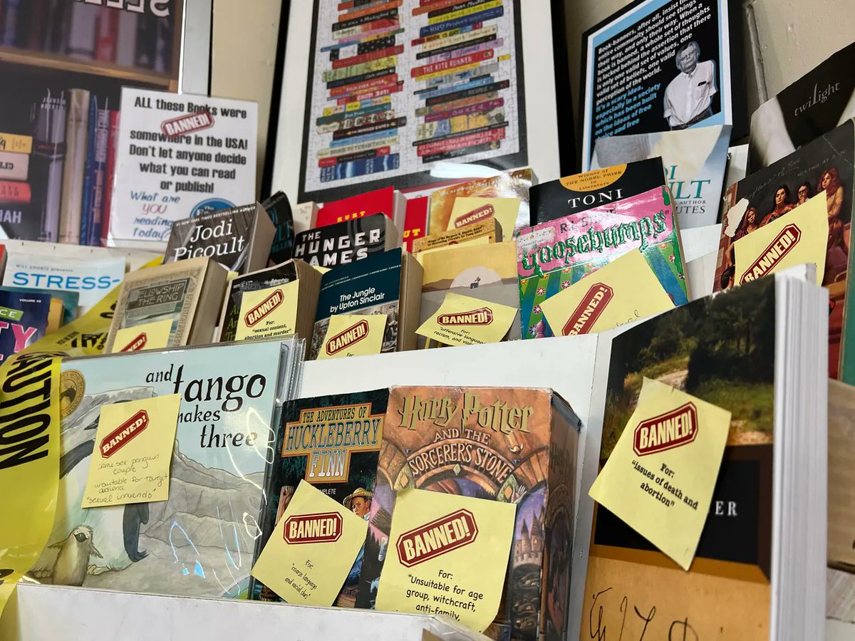 xgabrielx36's tweet photo. Imagine Harry Potter books are banned in Florida schools. Why? 😡
Because of witchcraft. Are you fucking kidding me?
#VoteBlue4Freedom https://t.co/VLBYgyWAJr