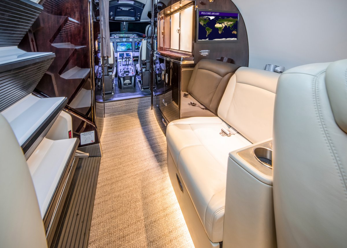 jetaviation's tweet image. Discover our tailored solutions for all of your private charter needs: ow.ly/7yqG50SOa34

Model: Citation Latitude 
Seating: 6 passengers
Crew: 2 pilots
Range: 2,400 nm | 4,500 km
Speed: 420 kts | 775 km/h 
Endurance: 6.0 h

#FlyCharter #Aviation  #CharterWednesday
