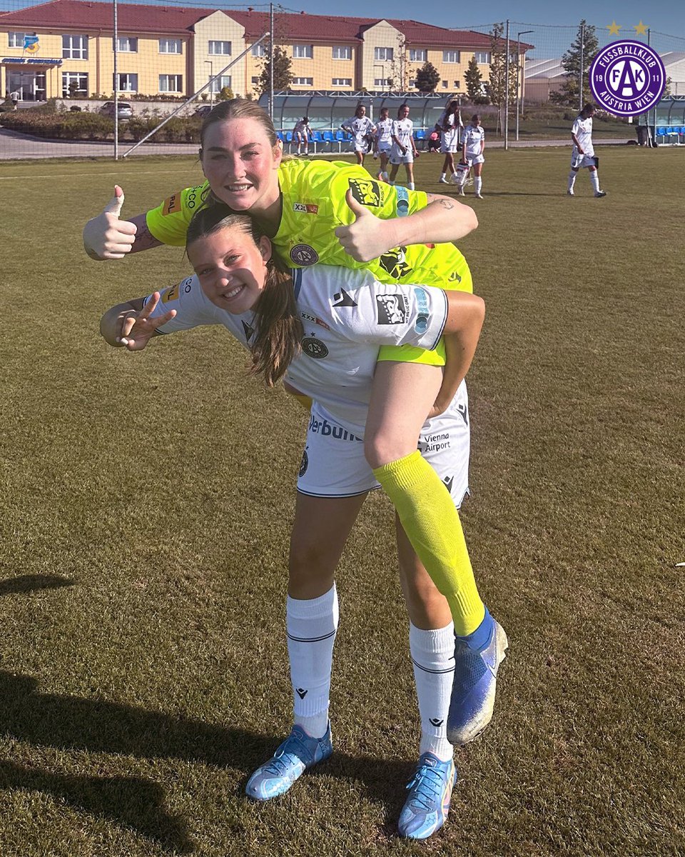 👧 Ein junges Austria-Team holt, angeführt von <a href="/Stefanieschnee_/">Stefanie Schneeberger</a> als Kapitänin, im dritten Testspiel ein 3:3 beim Diósgyőri VTK ✌️

<a href="/DoBruinenberg/">DominiqueBruinenberg</a> per Freistoß und Alisa Ziletkina via Doppelpack treffen. Am Ende waren die Veilchen im Schnitt 18 Jahre &amp; 141 Tage jung 💜
#faklive