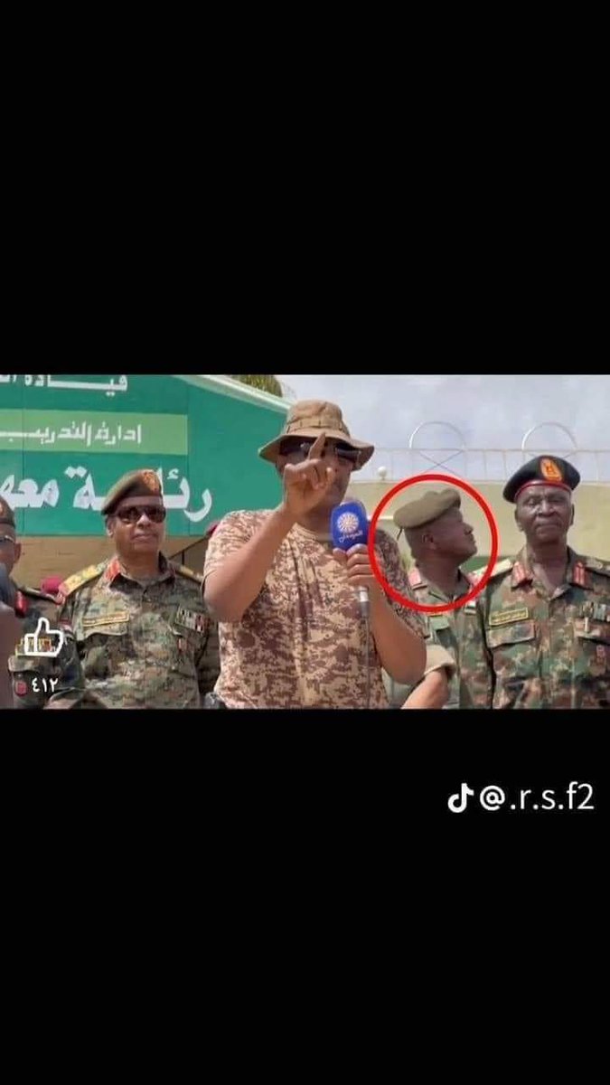 othman_eltyb's tweet photo. Al Burhan Guard Saw it coming #Sudan https://t.co/XqcWNLlVwr