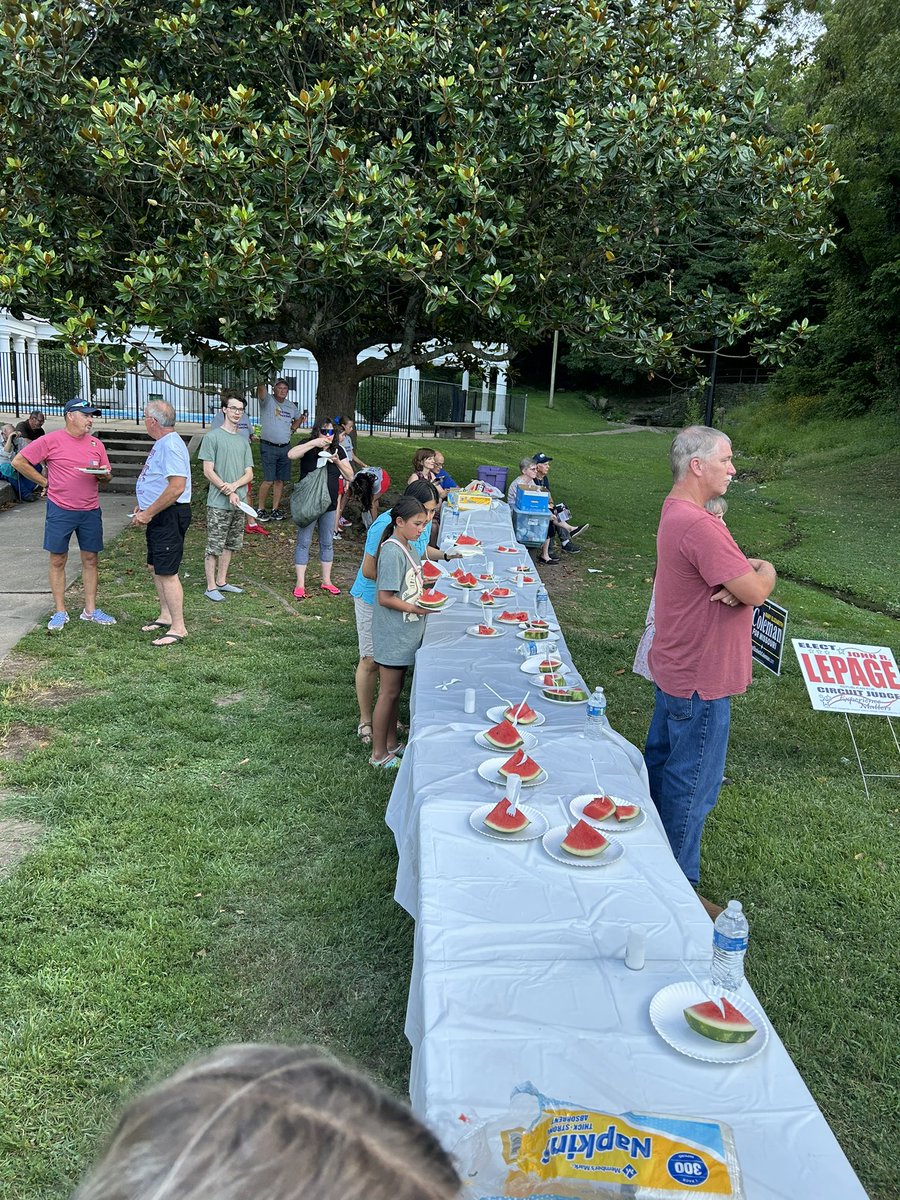 AJSchwadron's tweet image. The Newton County Watermelon Feed is a shining example of community engagement from a central committee. The 300+ dedicated people in attendance braved the blistering heat to listen to all the candidates that made the trek to Neosho to speak.
#MoSos
#AllDayEveryDay