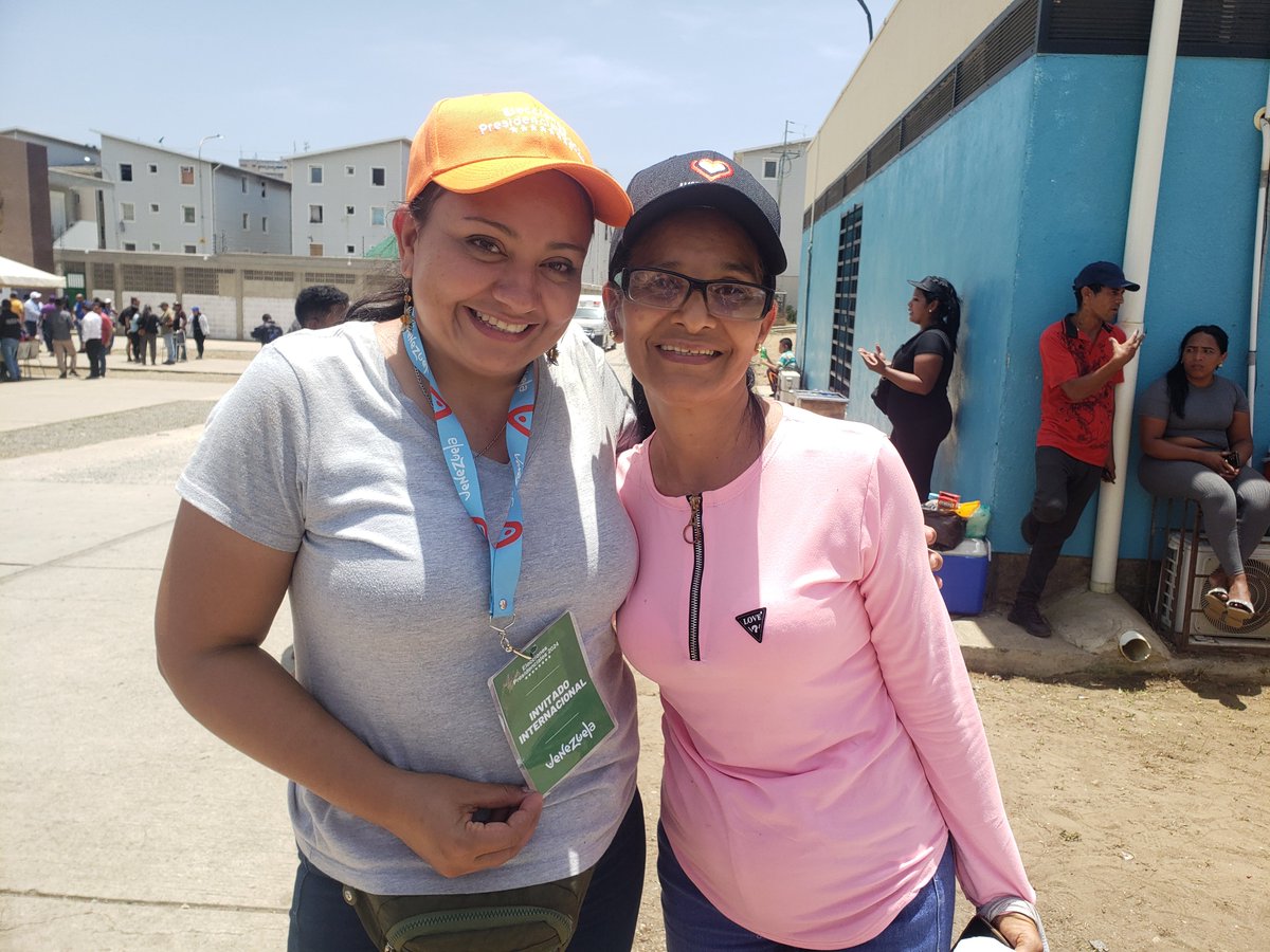 Rosy Flores tweet media