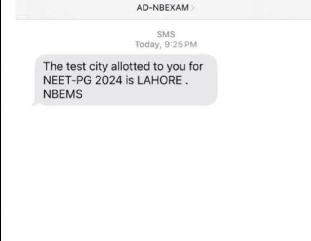 padmanabh_j's tweet photo. Someone had a lot of Parle-G 😂😂😂
#NEET #NEETPG2024 #testcity #cityallocation #NEET_परीक्षा https://t.co/obpEwJuFZA
