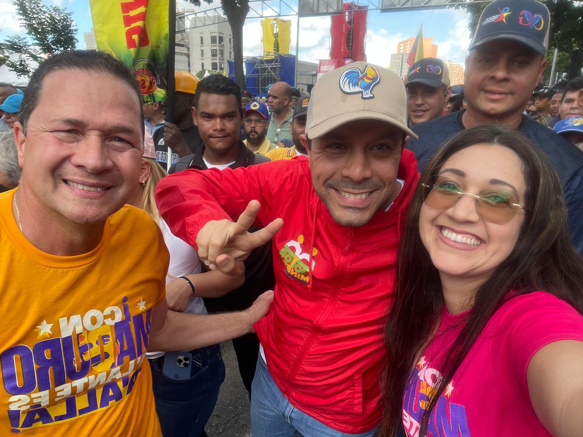 Estamos preparados para defender la paz y la soberanía de la patria. Somos mayoría y apoyamos a nuestro presidente de la paz <a href="/NicolasMaduro/">Nicolás Maduro</a>. 

El odio, el vandalismo y el fascismo no tienen cabida en esta patria.
