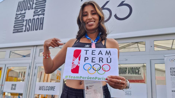 HablandoClaroPE's tweet photo. ¡#KimberlyGarcía está lista para hacer historia en #París2024! Mañana a las 2:20 a.m, nuestra marchista competirá en los 20 km de marcha atlética femenina. No te pierdas su increíble actuación en vivo por #ClaroSports a través de Claro TV+ y Claro Video 🇵🇪https://t.co/AZTSMe0A3F https://t.co/iRF51I4bvb