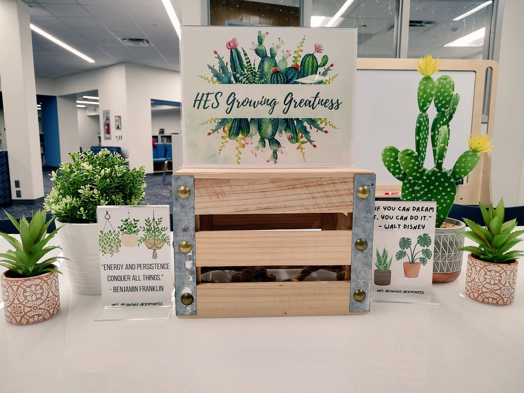 WallaceHESlib's tweet image. Excited for a new school year full of growth, learning, friendship, and fun! #HESGrowingGreatness #gcisdlib