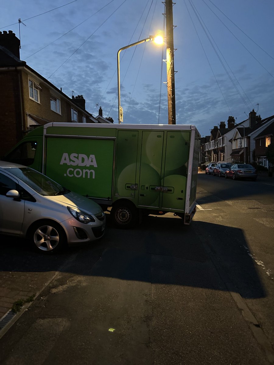 Bestnumber8's tweet photo. ⁦@asda⁩ Third time this week I’ve been forced to walk in the road. And no it is not while unloading a delivery. It is parked up for the night. https://t.co/ks6ejDmAwy