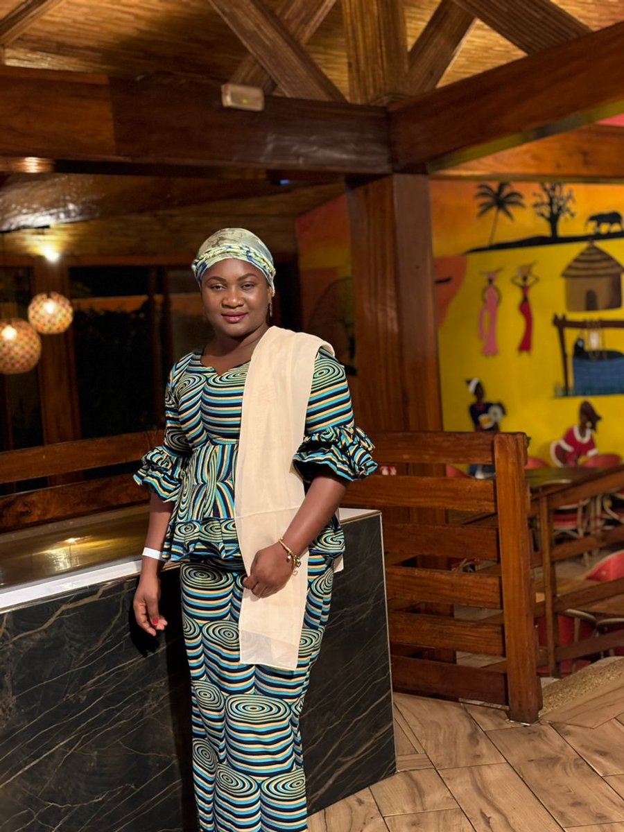 JOURNÉE INTERNATIONALE DE LA FEMME AFRICAINE

 Les femmes africaines ont une grande obligation, celle de garder les bonnes valeurs et aussi d'être libérées de la peur et du silence.

 Ambassadrice Gianhelly Mavungu VP-GENRE CNJ-RDC 🇨🇩