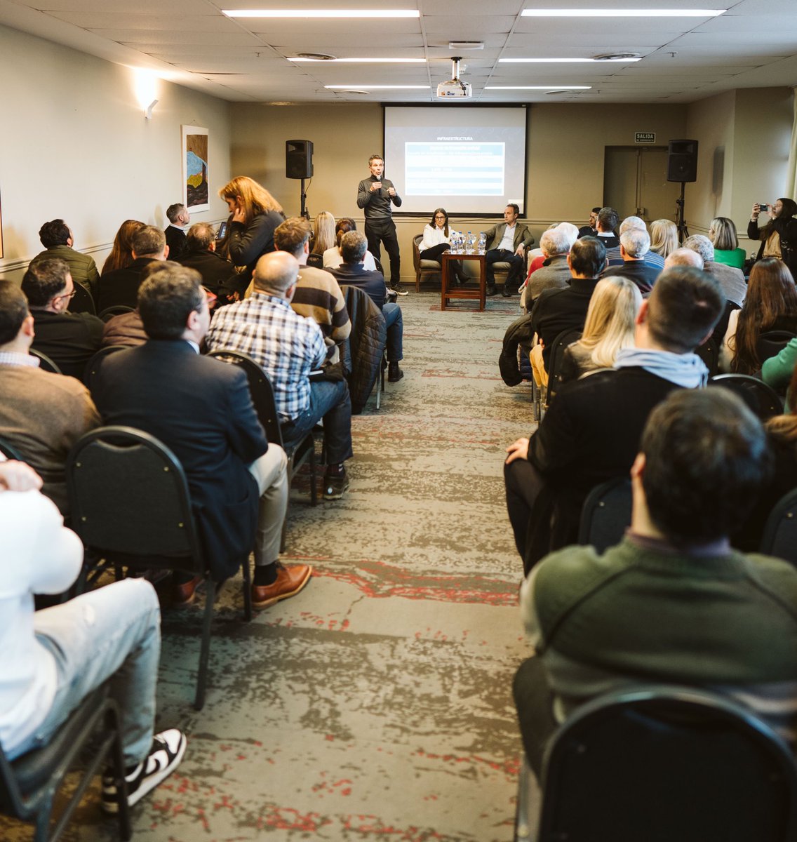 cossarmarcelo's tweet image. La seguridad en Córdoba ¿Derecho o privilegio? 

En este hilo, te comparto algunas conclusiones en base al estudio que desarrollamos desde @FundCiudadanos sobre la preocupante inseguridad que golpea a nuestra provincia y ciudad.