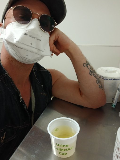 thirsty? Just made a fresh cup for you 🥰 https://t.co/J0RzvbhduX