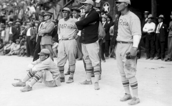 ElSlider's tweet image. El 74 Regimiento, el primer campeón de la @LigaMexBeis en 1925.

Aquí algunas fotos.