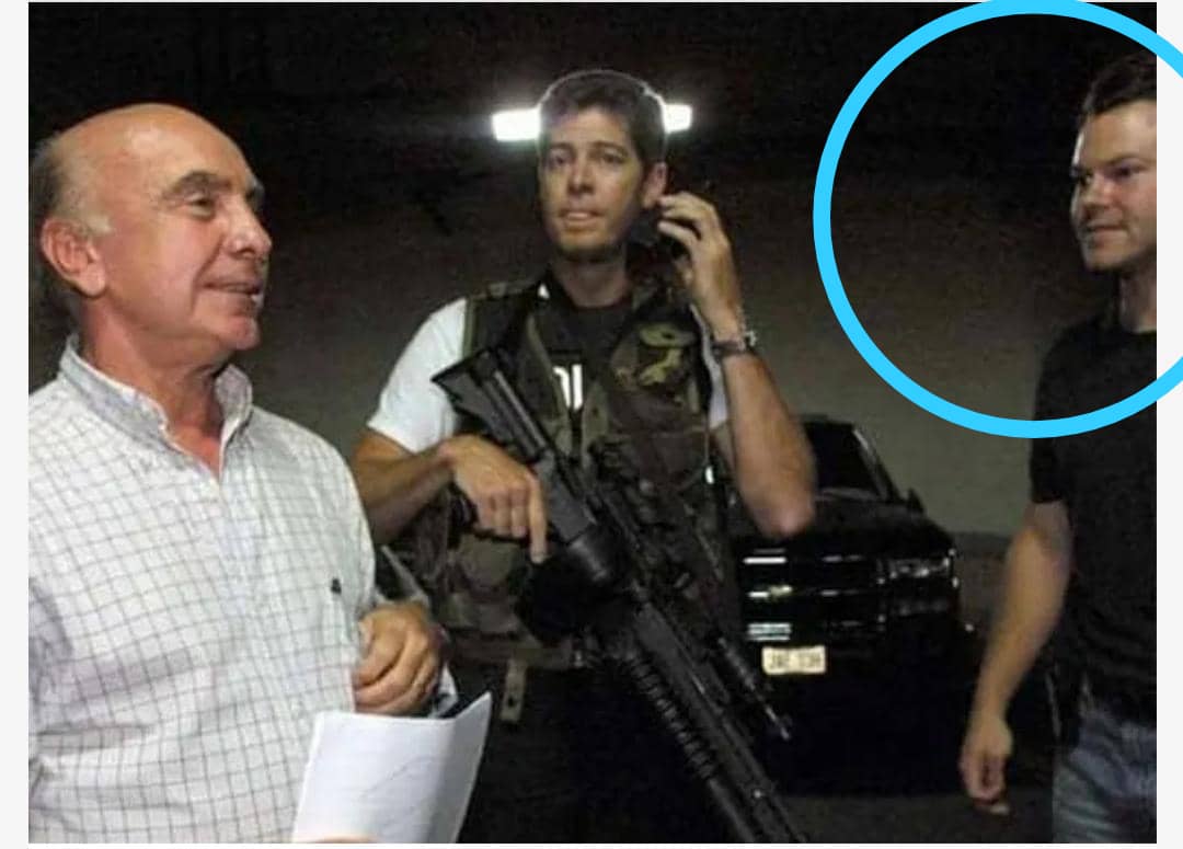 latablablog's tweet photo. #Venoco ha estado ligado históricamente a la burguesía petrolera y petroquímica venezolana y a dos golpes de Estado. De hecho, Pedro Carmona Estanga y Isaac Pérez Recao –golpe ABR2002- presidieron y formaron parte de la junta directiva. https://t.co/P9WDJNbn9Z