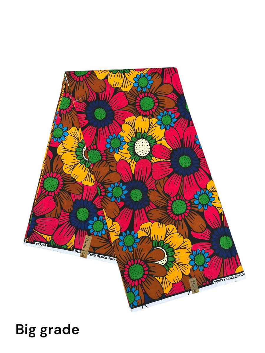 _mariambadmus's tweet photo. Big Grade Ankara, 6yards❤️

Price: N12,500
 
To place your order :
Kindly send me a DM or send me a message via WhatsApp on 08141990491

#mariambadmus #AnkaraFashion #AnkaraStyle #AfricanPrint #AnkaraLovers #EndBadGovernaceProtest #EndBadGovernace https://t.co/MvL8l7lPW5