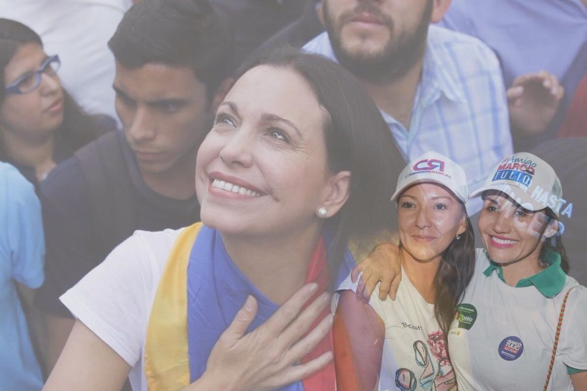Hoy, como mujer, resalto la fuerza y valentía de María Corina Machado. ¡Ánimo, Venezuela! Las mujeres del mundo estamos contigo…💛💙❤️