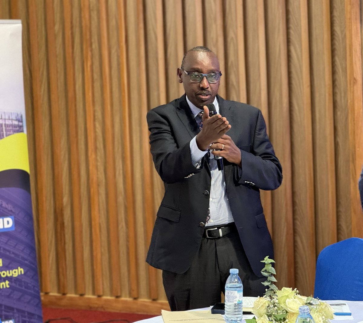 Mr. <a href="/StephenAsiimwe3/">Stephen Asiimwe</a> encouraged the general public  to utilize the <a href="/PSF_Uganda/">Private Sector Foundation Uganda</a> and <a href="/PPDAUganda/">PPDA Uganda</a> offices to ensure due diligence in accessing these opportunities.

▪️ 3/4
#ProcurementThatDelivers