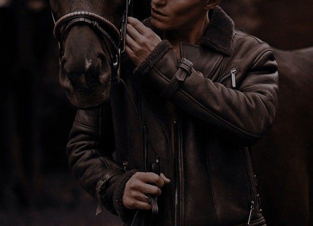 begonefree's tweet photo. • Chaol Westfall •

Species: Human
Age: 24
Titles: Lord of Anielle, Captain of the Royal Guard, Hand of the King
Series: Throne of Glass
Author: Sarah J. Maas

#chaolwestfall #throneofglass #book #characters #picture #pictures https://t.co/vnfynrfGDw