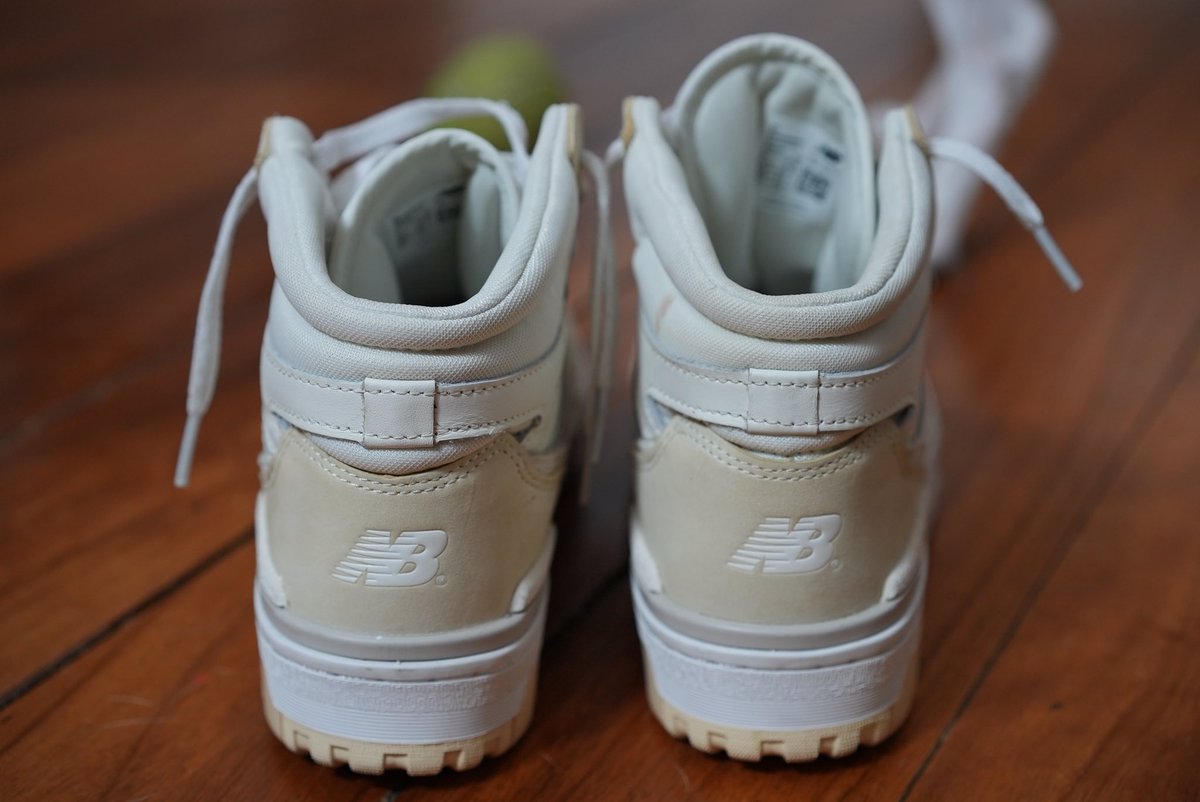 Tengo estas New Balance 650 nuevas, se venden porque no quedó la talla, son 42.5, se van barataass