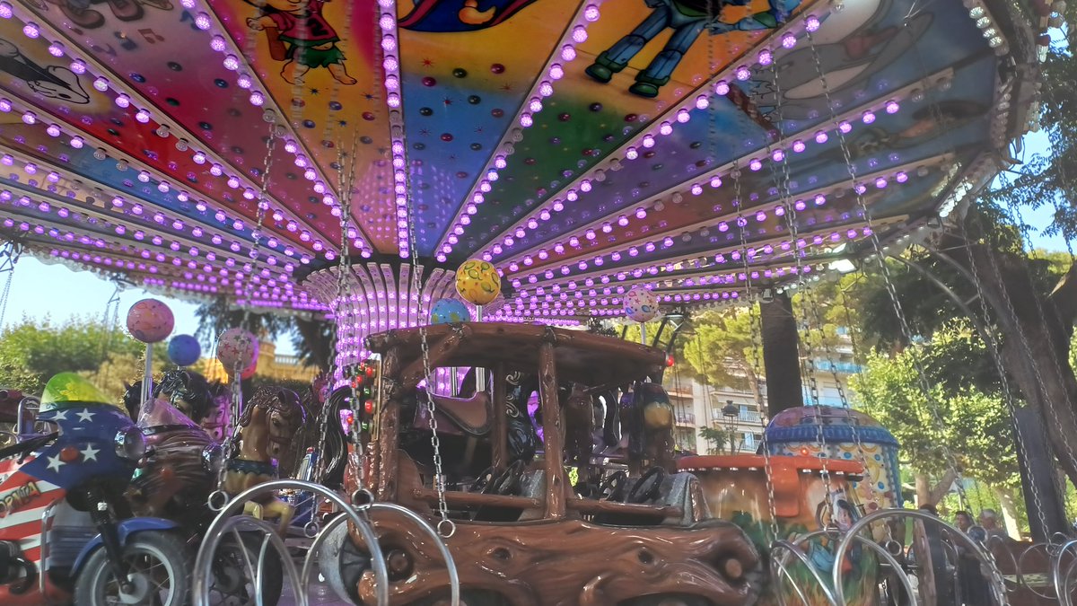 Ara, sí!  Bona #festamajor <a href="/Guixols/">Ajuntament SFG</a> #collageganteraganxona #culturapopular #associacionisme