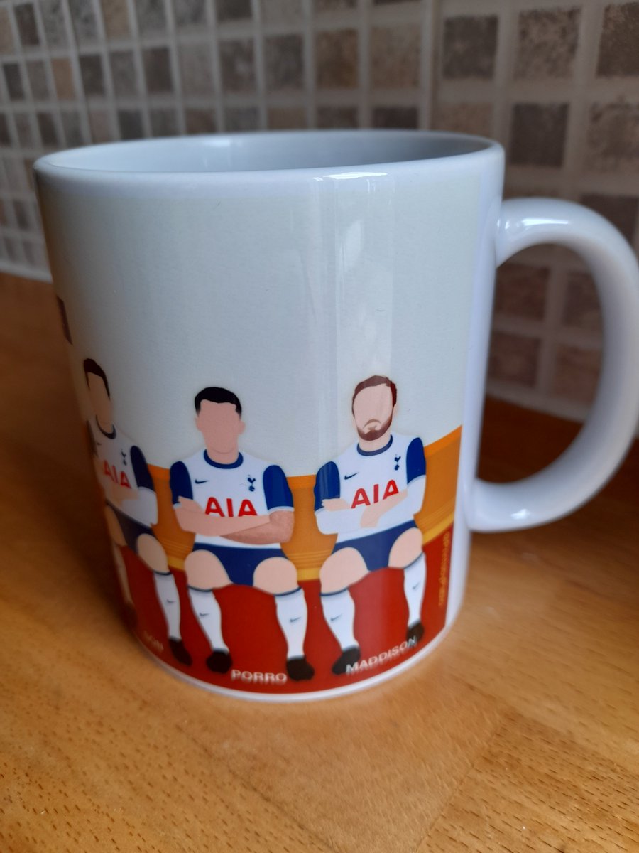 PrintsbyPablo's tweet image. GIVEAWAY TIME!!! I'm giving away one of my Tottenham Hotspur F.C. 2024/25 mugs to one lucky winner ⚽ All you have to do is FOLLOW me and retweet this tweet 🏆 Winner announced this weekend! Good luck! #giveaway #giveawaytime #Tottenham #spurs #THFC #COYS #NorthLondon #Football