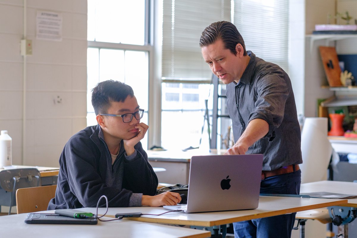 Class of 2025 high school graduates and parents, do you see a future at Wabash? Starting today, you can apply to Wabash using <a href="/CommonApp/">Common App</a>. Apply today: commonapp.org  #CommonAppDay