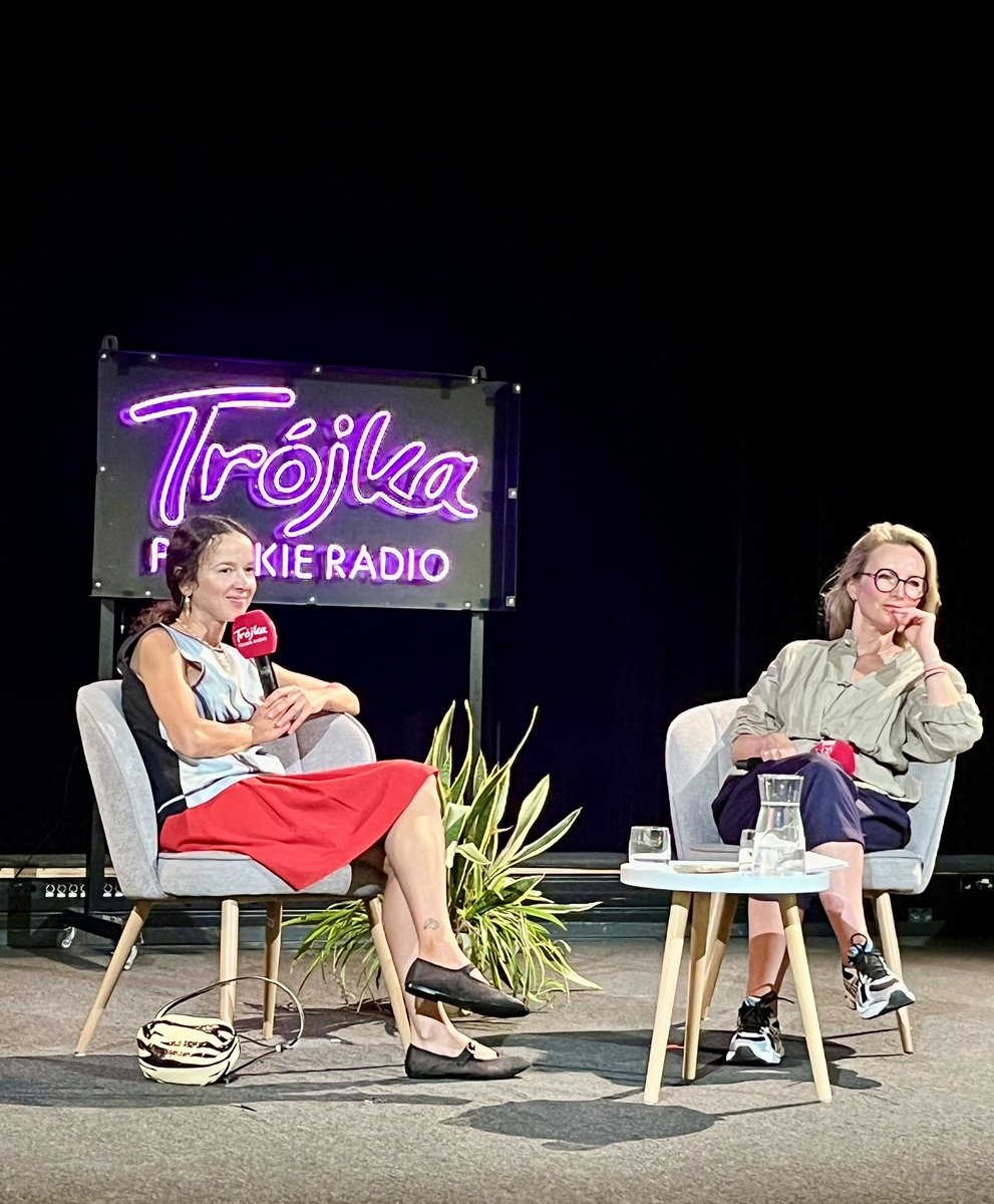 Jolanta Lessig (@jolanta_lessig) on Twitter photo Niezwykła rozmowa w <a href="/RadiowaTrojka/">Trójka – Program 3 Polskiego Radia</a> Agnieszki Szydłowskiej z Moniką Brodką. Na antenie dziś o 23.00 w audycji z cyklu Ludzie. Zachęcam posłuchać!
#trojka #monikabrodka #wawa #polskieradio #ludzie Niezwykła rozmowa w <a href="/RadiowaTrojka/">Trójka – Program 3 Polskiego Radia</a> Agnieszki Szydłowskiej z Moniką Brodką. Na antenie dziś o 23.00 w audycji z cyklu Ludzie. Zachęcam posłuchać!
#trojka #monikabrodka #wawa #polskieradio #ludzie