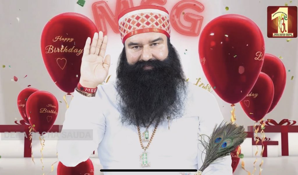 Paak_Mohobbat's tweet photo. सइयों नी मेरा राम आ गया 🤲🏻🙏🏻❤️
Myriad Of Congratulations @Gurmeetramrahim ji on the arrival of Pious #BirthMonthOfMSG ❤️
#MSGBhandaraMonth #IncarnationMonth #SaintDrMSG https://t.co/lmWibIUStD