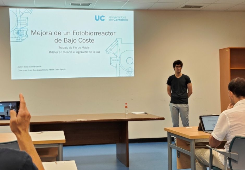MasterCILuz (@masterciluz1) on Twitter photo Ha presentado su TFM nuestro estudiante Borja García García "Mejora de un Fotobiorreactor de Bajo Coste" ¡enhorabuena Borja! #masterciluz <a href="/ETSIIT_UNICAN/">ETSIIT_UNICAN</a> Ha presentado su TFM nuestro estudiante Borja García García "Mejora de un Fotobiorreactor de Bajo Coste" ¡enhorabuena Borja! #masterciluz <a href="/ETSIIT_UNICAN/">ETSIIT_UNICAN</a>