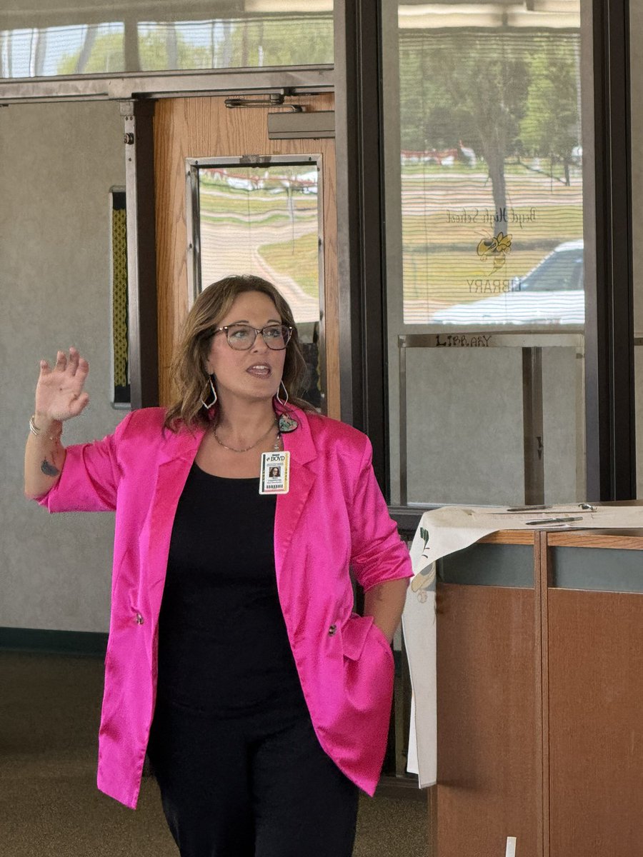 💚 Earlier today, the 2024-2025 <a href="/BoydJackets/">Boyd Yellowjackets</a> New Teacher Academy came to a close. 

💛 We had an exciting day-and-a-half welcoming our newest 15 educators to the district! 

🌎 Thank you to everyone that had a role in planning and facilitating this amazing event!